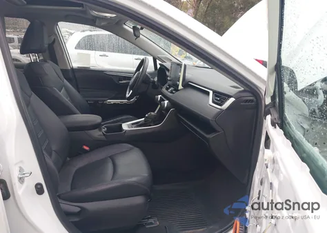 2022 Toyota Rav4 Xle Premium z USA, uszkodzony, nr VIN 2T3C1RFV9NW189901